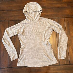 Mountain Hardwear Women's Light Gray Long Sleeve Hoodie Base Layer Size M